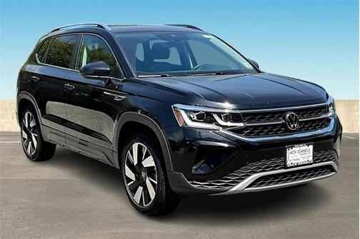 2024 Volkswagen Taos 1.5T SEL