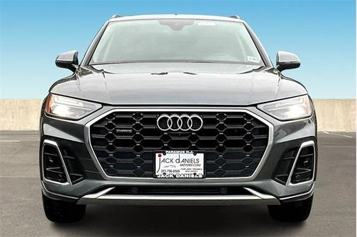 2023 Audi Q5 45 S line quattro Premium