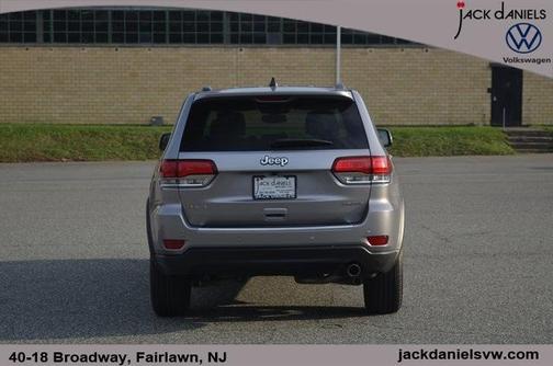Photo 4 of 26 of 2020 Jeep Grand Cherokee Limited