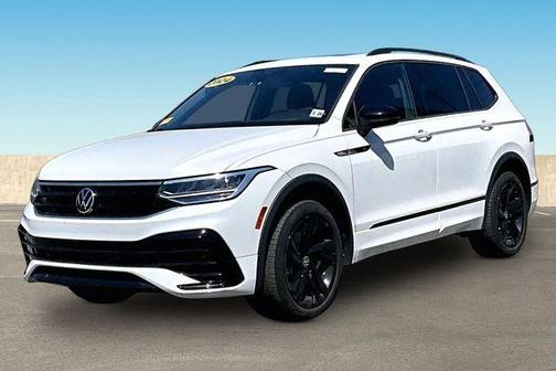 Opal White Pearl Effect 2024 Volkswagen Tiguan 2.0T SE R-Line Black
