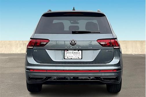 2024 Volkswagen Tiguan 2.0T SE R-Line Black