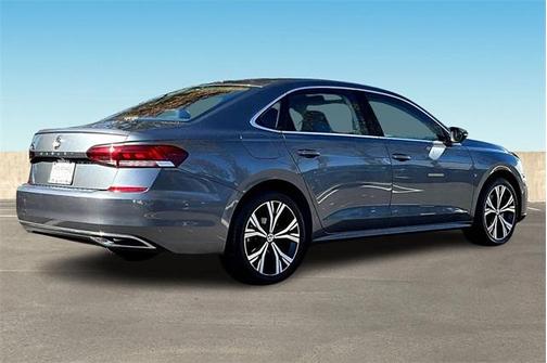 2022 Volkswagen Passat 2.0T SE