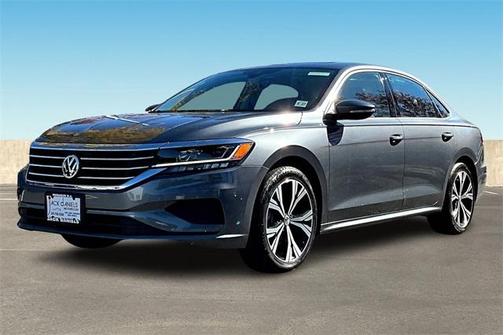 2022 Volkswagen Passat 2.0T SE