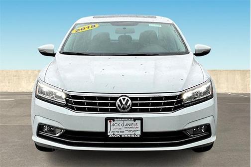 2018 Volkswagen Passat 2.0T SE