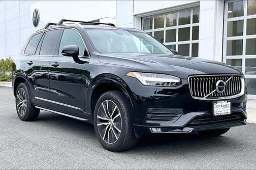 Onyx Black Metallic 2020 Volvo XC90 T5 Momentum 7 Passenger