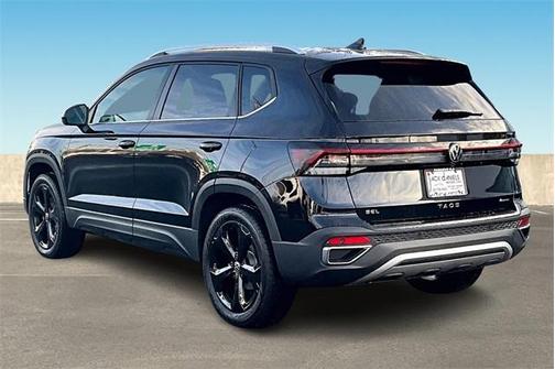 2025 Volkswagen Taos 1.5T SEL