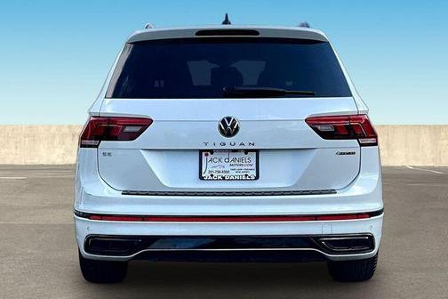 2023 Volkswagen Tiguan 2.0T SE R-Line Black