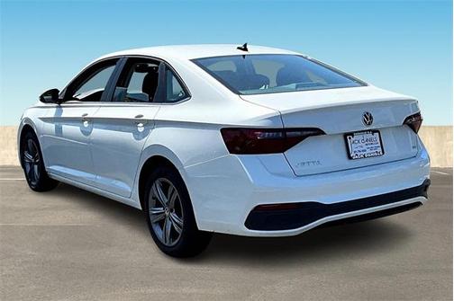 2023 Volkswagen Jetta 1.5T SE