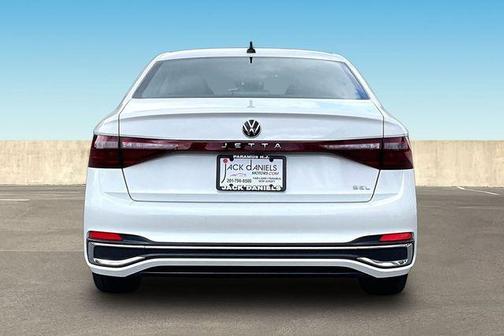 Opal White Pearl Effect 2025 Volkswagen Jetta 1.5T SEL