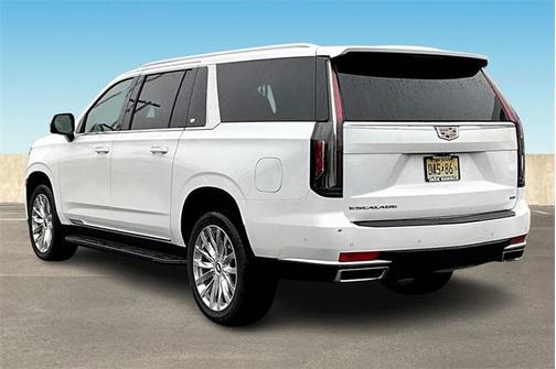 2022 Cadillac Escalade ESV Premium Luxury