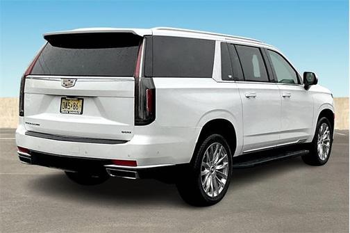 2022 Cadillac Escalade ESV Premium Luxury