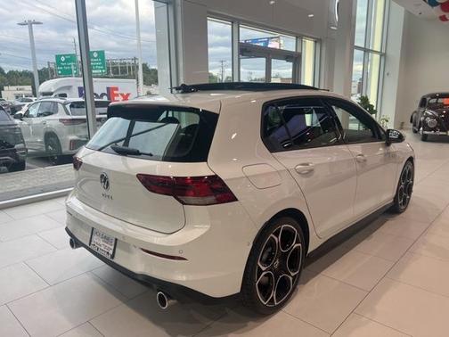 2025 Volkswagen Golf GTI 2.0T Autobahn