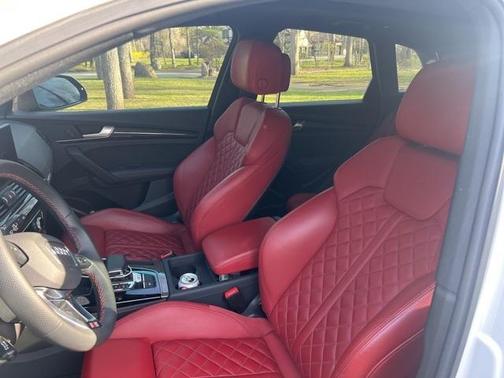 2024 Audi SQ5 3.0T Premium Plus