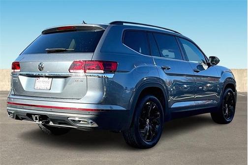 2022 Volkswagen Atlas 3.6L SE w/Technology