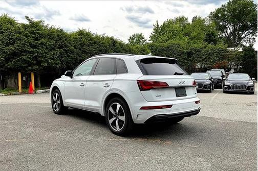 2022 Audi Q5 45 S line quattro Premium
