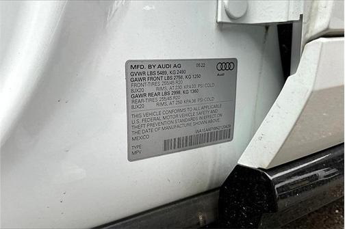 2022 Audi Q5 45 S line quattro Premium