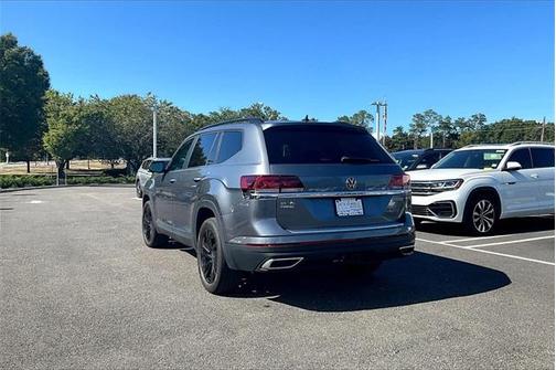 2022 Volkswagen Atlas 3.6L SE w/Technology