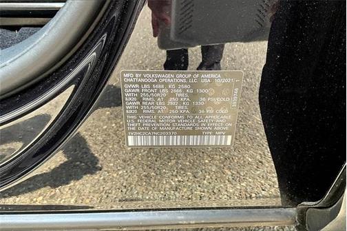 2022 Volkswagen Atlas Cross Sport 2.0T SE w/Technology