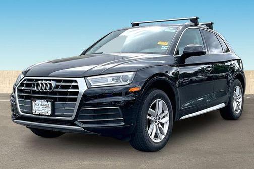 Mythos Black Metallic 2020 Audi Q5 45 Premium