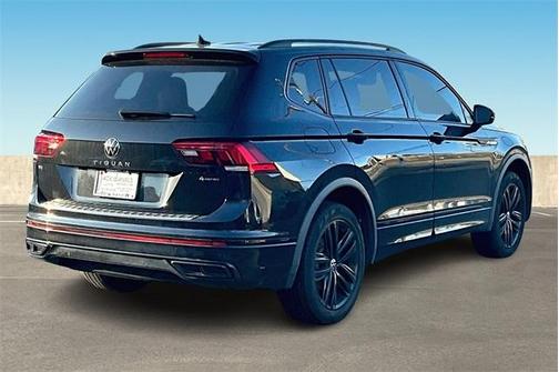 2022 Volkswagen Tiguan 2.0T SE R-Line Black