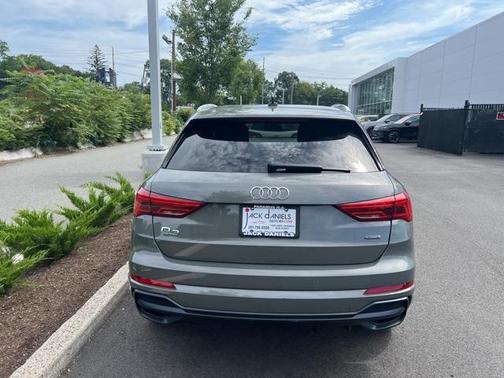 2021 Audi Q3 45 S line Premium