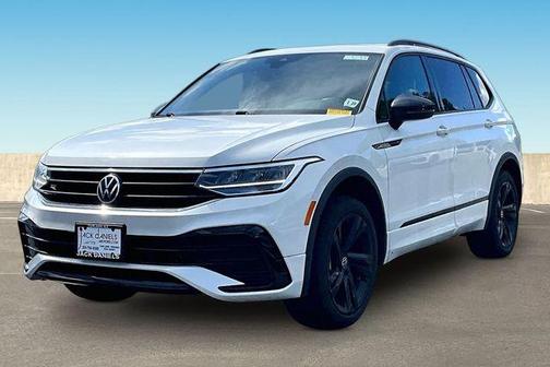 Opal White Pearl Effect 2024 Volkswagen Tiguan 2.0T SE R-Line Black