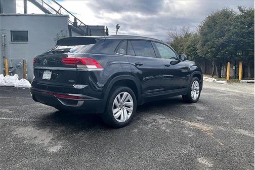 2020 Volkswagen Atlas Cross Sport 2.0T SE w/Technology