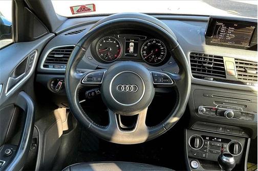 2018 Audi Q3 2.0T Sport Premium