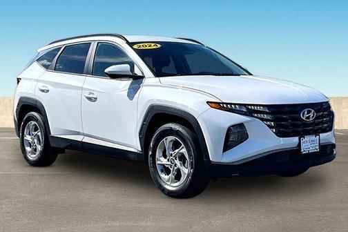 White Pearl 2024 Hyundai TUCSON SEL