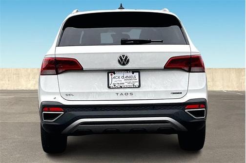 2024 Volkswagen Taos 1.5T SEL