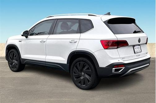 2024 Volkswagen Taos 1.5T SEL