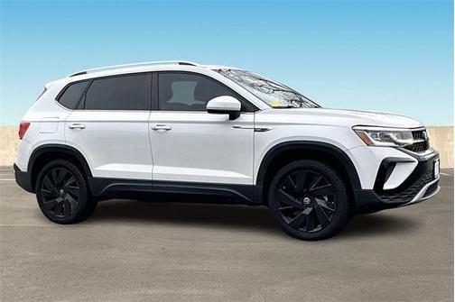 2024 Volkswagen Taos 1.5T SEL