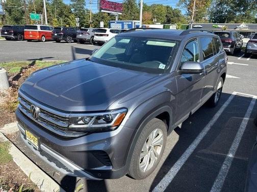 2022 Volkswagen Atlas 3.6L SE w/Technology