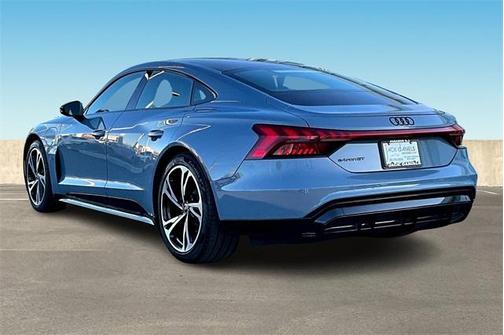 2024 Audi e-tron GT Premium Plus