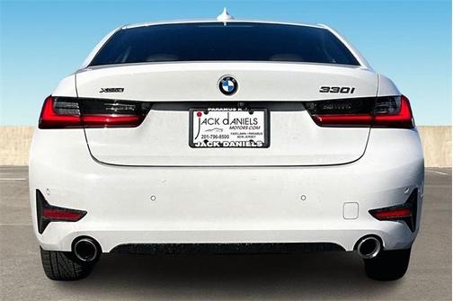 2019 BMW 330 i xDrive