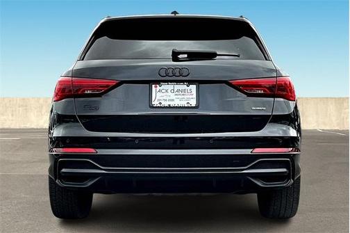 2022 Audi Q3 45 S line Premium