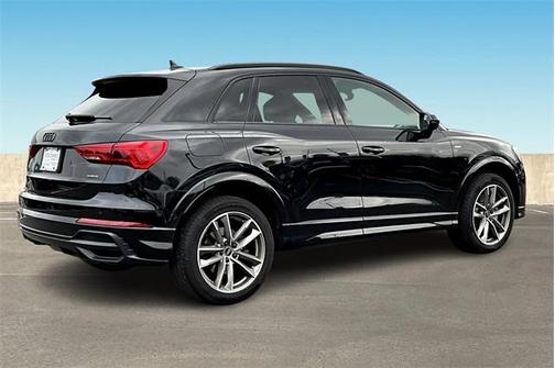 2022 Audi Q3 45 S line Premium