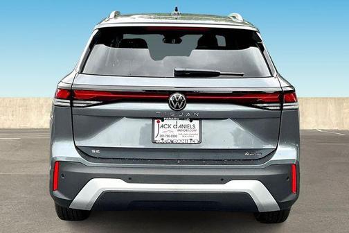 2025 Volkswagen Tiguan 2.0T SE