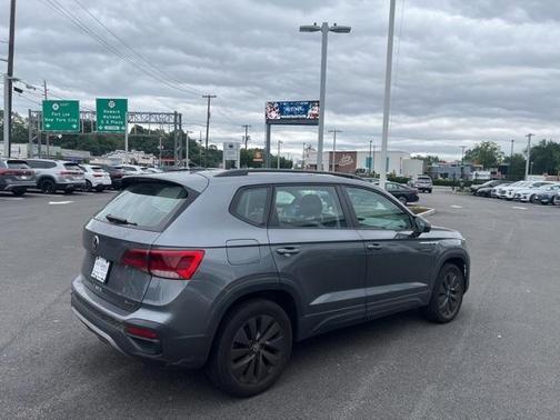 2022 Volkswagen Taos 1.5T S
