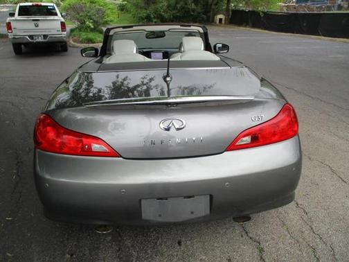 2013 INFINITI G37 Base