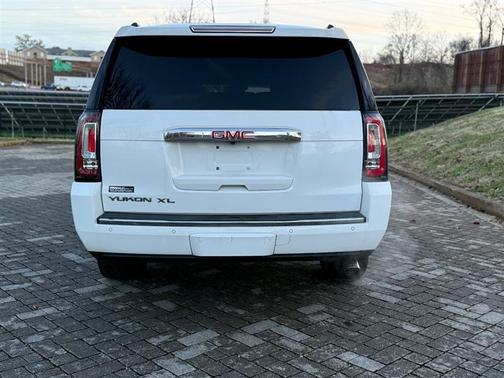 2015 GMC Yukon XL 1500 Denali