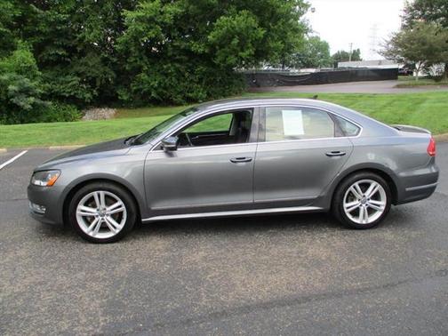 2014 Volkswagen Passat 2.0L TDI DSG SEL Premium