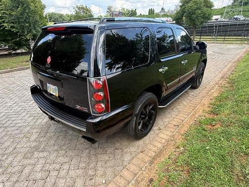 2011 GMC Yukon Denali