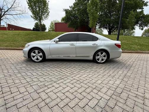 2010 Lexus LS 460 Base