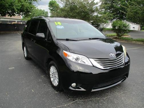 2014 Toyota Sienna XLE