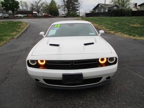 2015 Dodge Challenger SXT