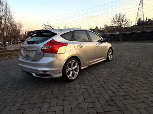 2013 Ford Focus ST ST