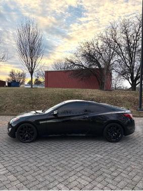 2016 Hyundai Genesis Coupe 3.8 Base