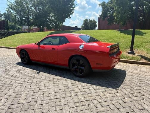 2009 Dodge Challenger SRT8