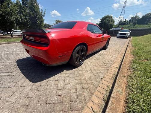 2009 Dodge Challenger SRT8